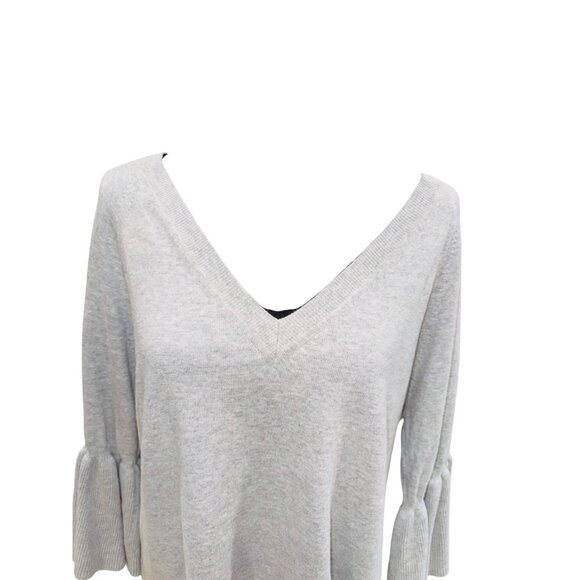 Banana Republic Grey V-Neck Knit Sweater Pleated Sleeves XL Boho Cottage Core - Picture 2 of 9